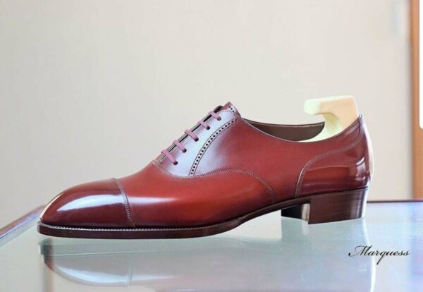 Why Men Refuse to Wear the Right Shoe Size