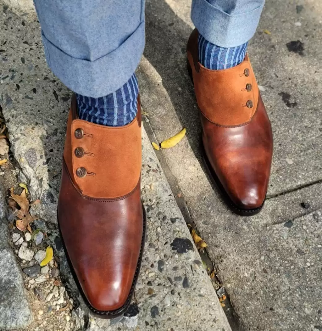 Delusion of the uncreased leather